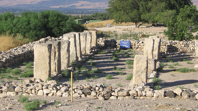 Cover: Israëlische archeologen: "Stop met graven"